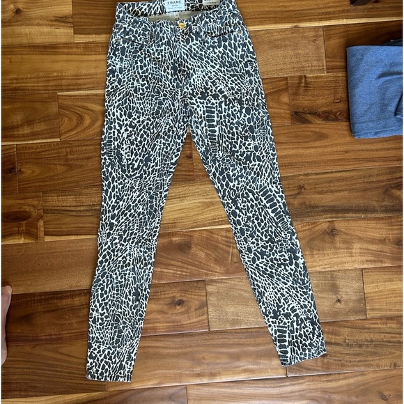 Frame Animal Print Skinny Jeans NWOT​ - Picture 1 of 5